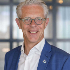 Carlo post gemeentesecretaris dordrecht portret Carlo post gemeentesecretaris Dordrecht